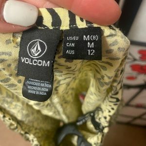 ✨ Volcom ✨